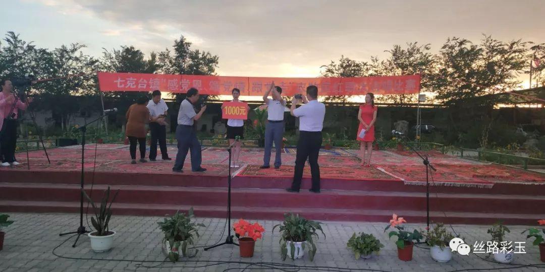 再读卡夫卡的《乡村医生》:专制社会中,个体的孤独、渺小和无力